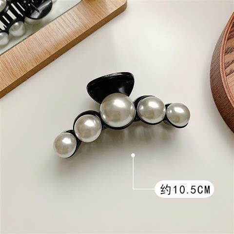 Pearl Claw Clip