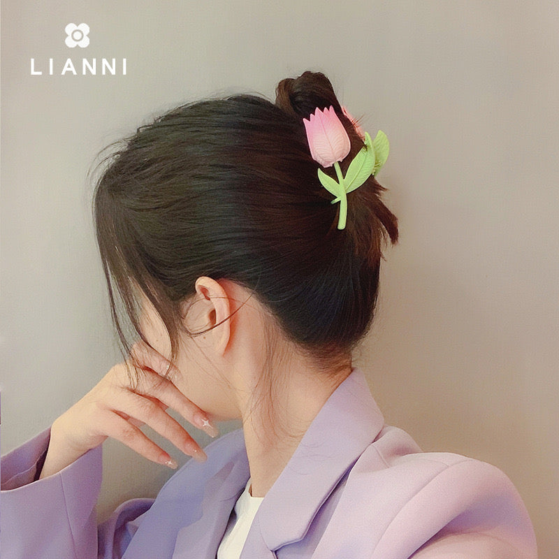 Tulip Claw Clip