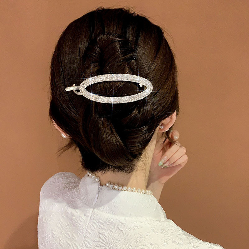 Ovel Shape Banana Clip (Pack of 1)