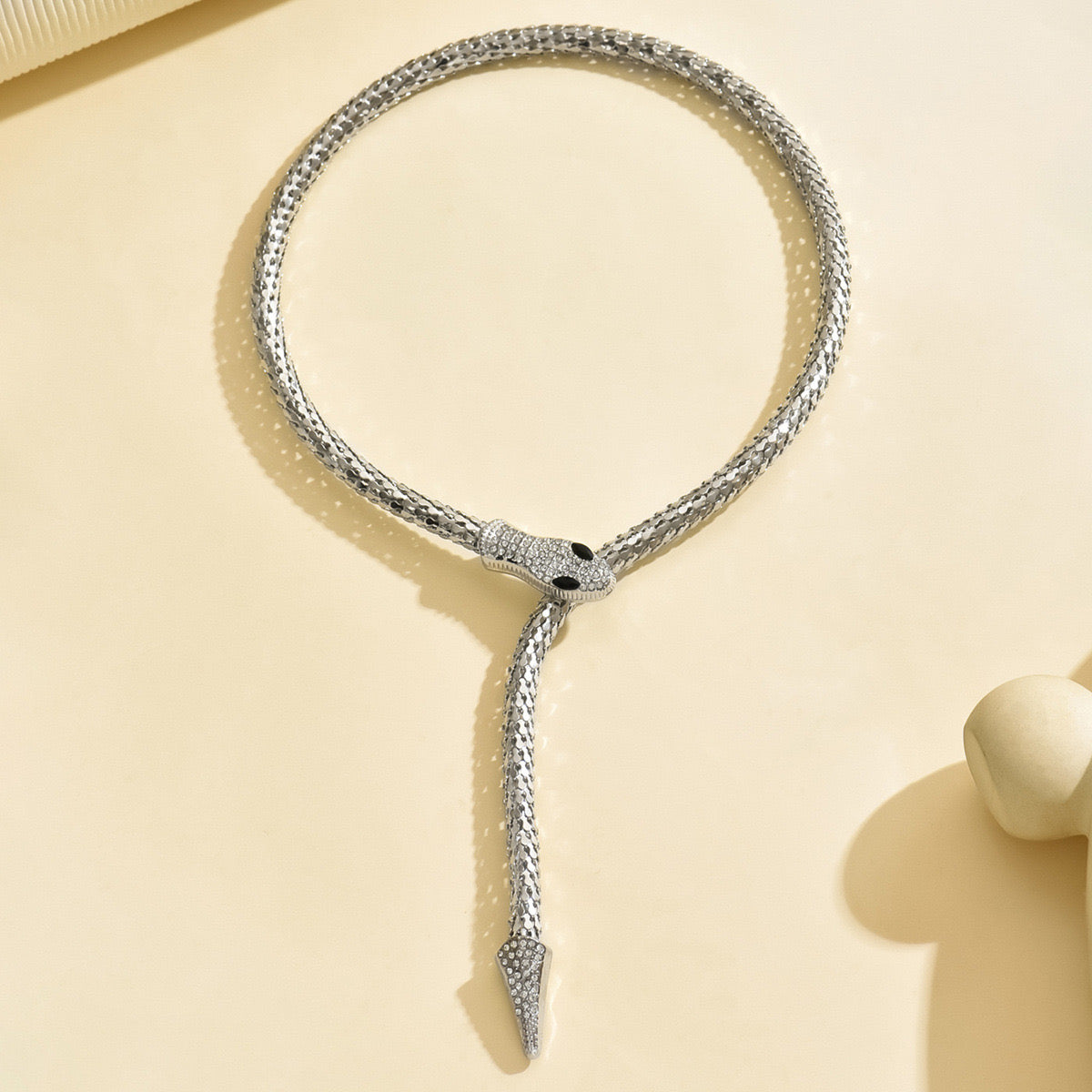 Snake-Shape Nacklace