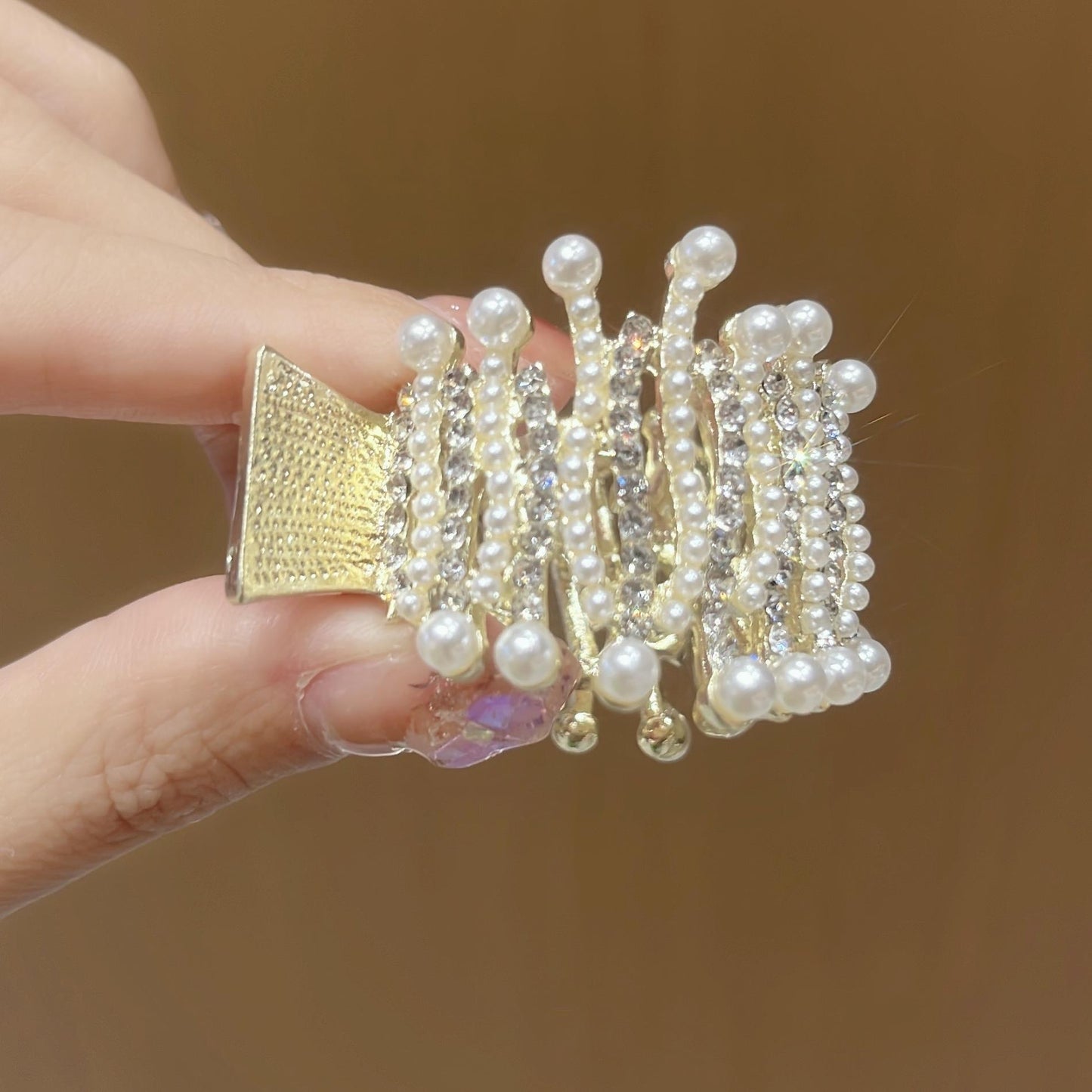 Rhinestone claw clip