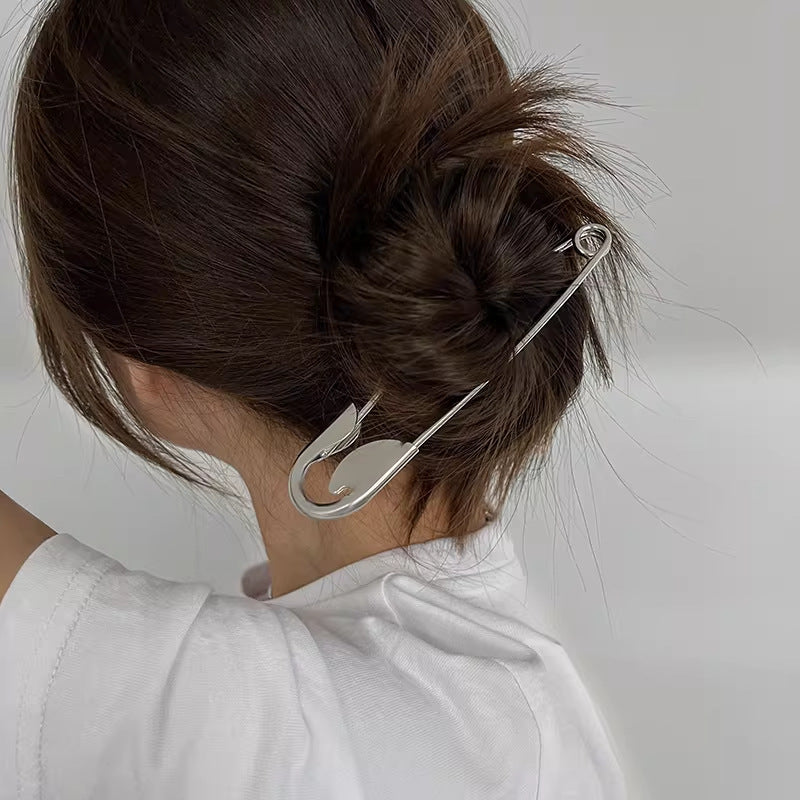 The Luxe Safety Pin Hair Clips (Pack of 2)